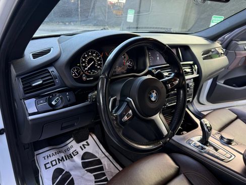 Used 2017 BMW X4 M40i w/ Technology Package AWD/4WD image 8