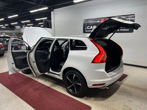 Used 2016 Volvo XC60 T6 R-Design w/ Climate Package image 48