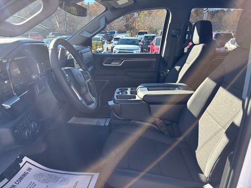 New 2026 Chevrolet Silverado 1500 RST w/ Z71 Off-Road Package image 16