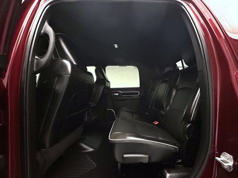 Used 2024 RAM 2500 Laramie w/ Sport Appearance Package image 20