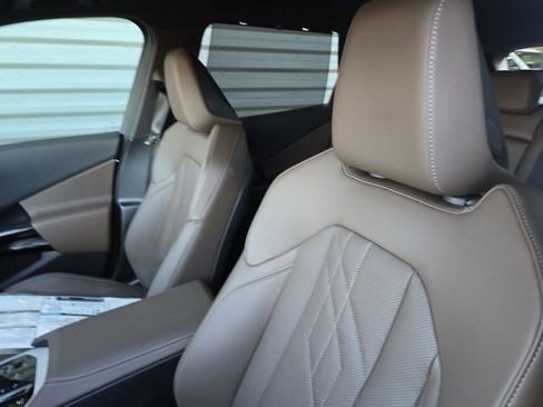 Used 2025 BMW X3 M50 w/ Premium Package image 8