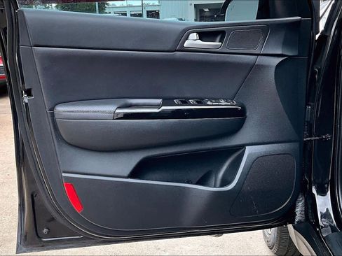 Used 2021 Kia Sportage EX FWD image 21