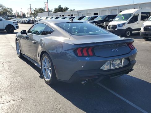 Used 2025 Ford Mustang GT Premium image 7