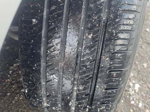 Used 2020 Chevrolet Malibu LS image 40