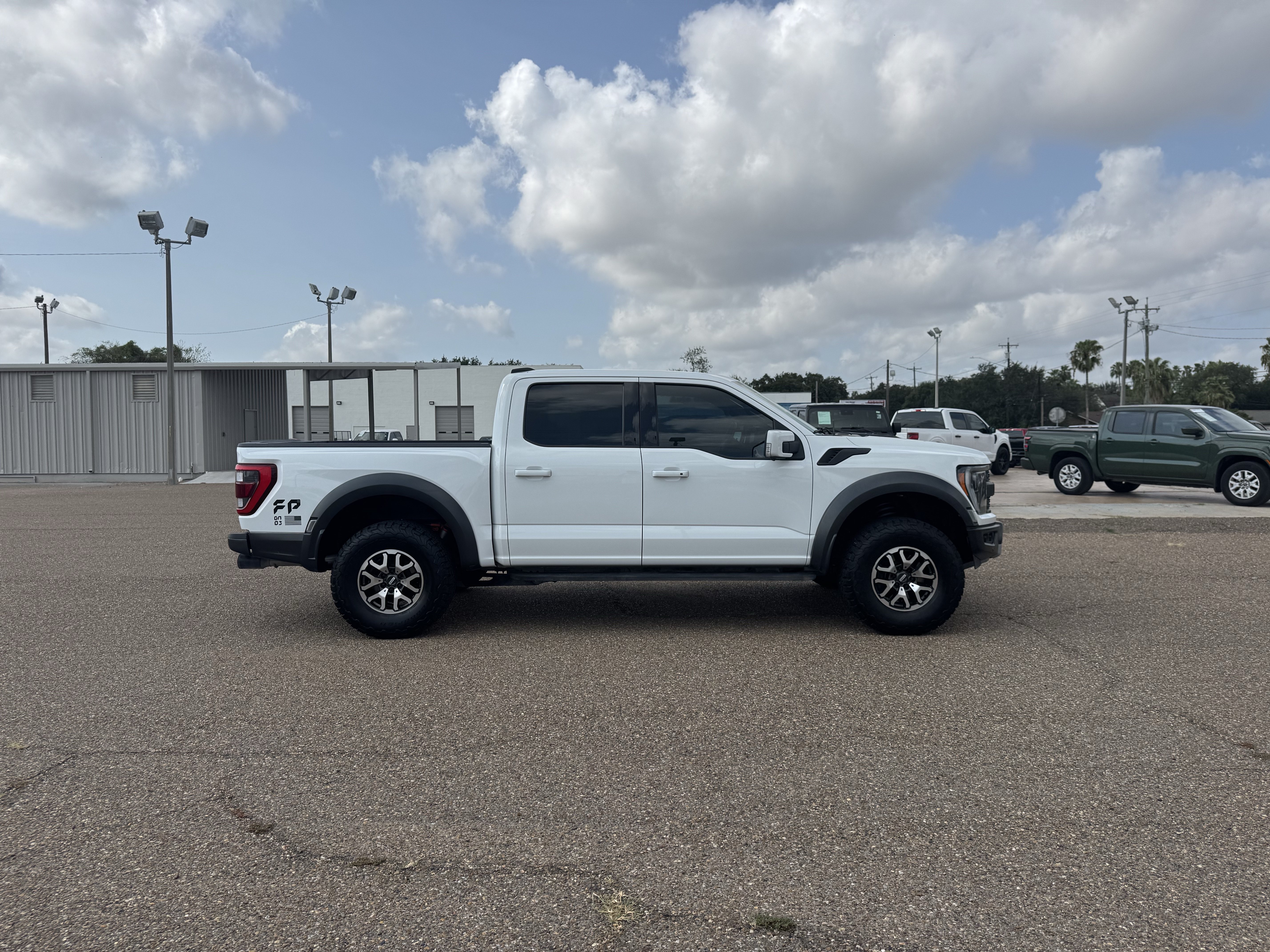 Used 2023 Ford F150 Raptor AWD/4WD image 4
