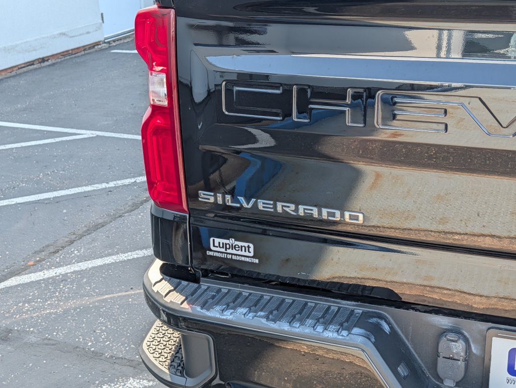 Used 2019 Chevrolet Silverado 1500 Custom Trail Boss w/ Custom Convenience Package AWD/4WD image 6