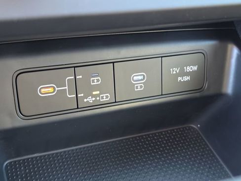 New 2026 Hyundai Santa Cruz SE AWD/4WD image 9