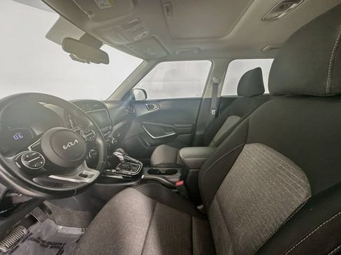 Used 2024 Kia Soul EX FWD image 20