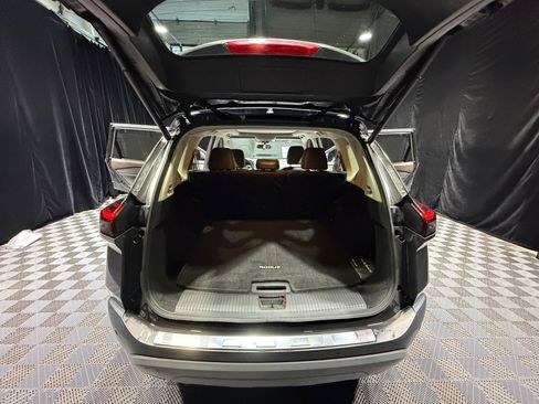 Certified 2023 Nissan Rogue SV w/ SV Premium Package image 34
