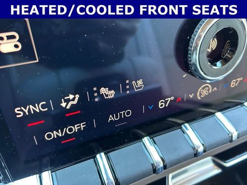 New 2026 GMC Yukon XL Denali w/ Denali Reserve Package image 8