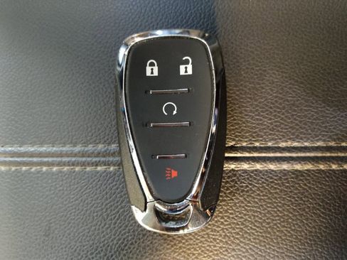Used 2021 GMC Terrain SLE w/ Elevation Edition AWD/4WD image 32