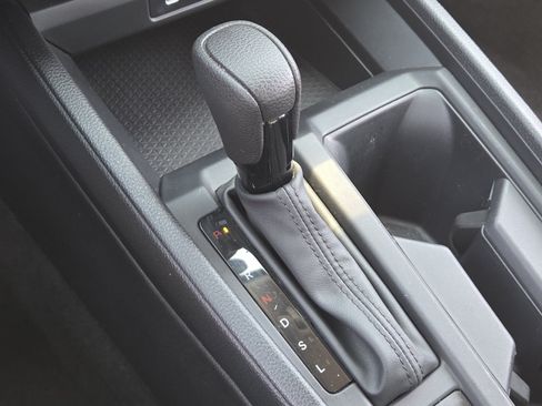 Used 2023 Honda Accord EX image 31