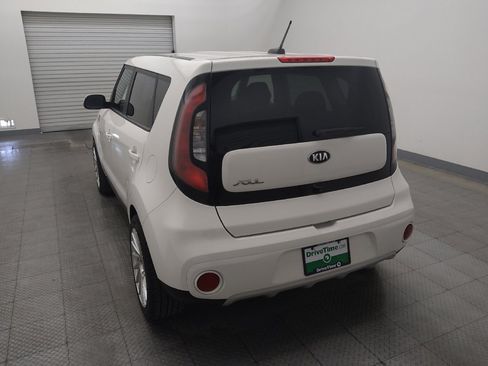 Used 2019 Kia Soul + FWD image 6