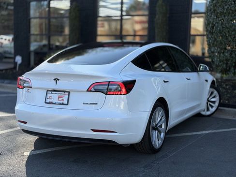 Used 2022 Tesla Model 3 Long Range image 12