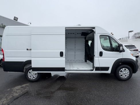 Used 2025 RAM ProMaster 3500 w/ Quick Order Package 22G SLT image 10