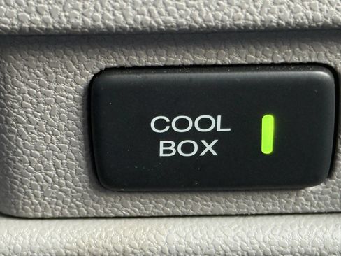 Used 2016 Honda Odyssey EX-L image 17