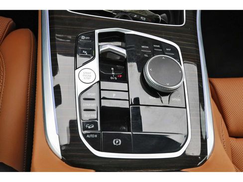 Used 2025 BMW X5 xDrive40i AWD/4WD image 25