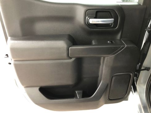 Used 2020 Chevrolet Silverado 1500 LT w/ All-Star Edition image 13