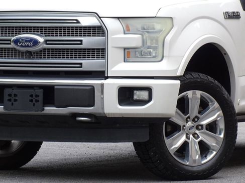 Used 2015 Ford F150 Platinum w/ Equipment Group 701A Luxury AWD/4WD image 10