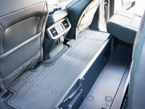 New 2025 Ford F350 Platinum image 35