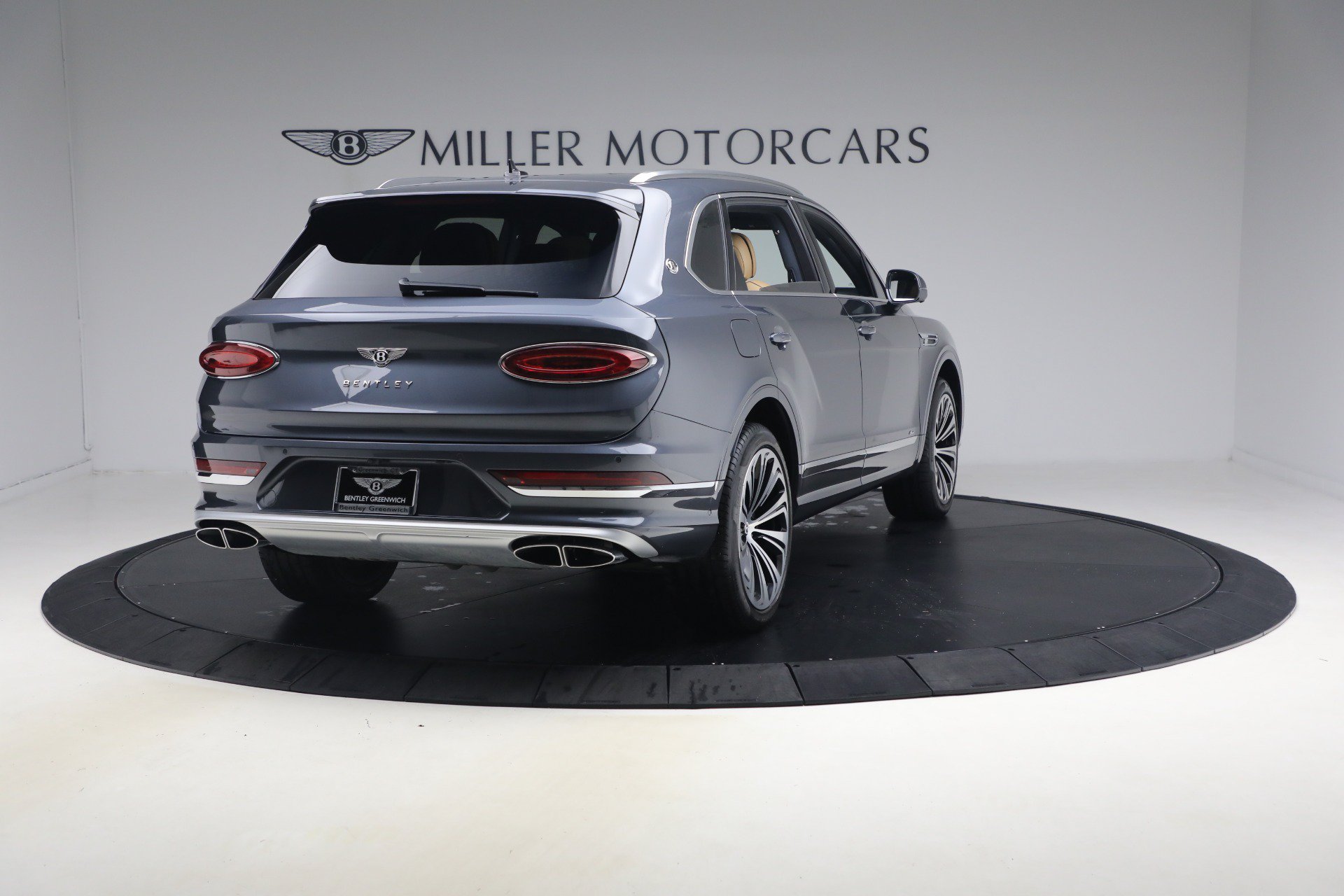 Certified 2026 Bentley Bentayga Extended Wheelbase AWD/4WD image 7