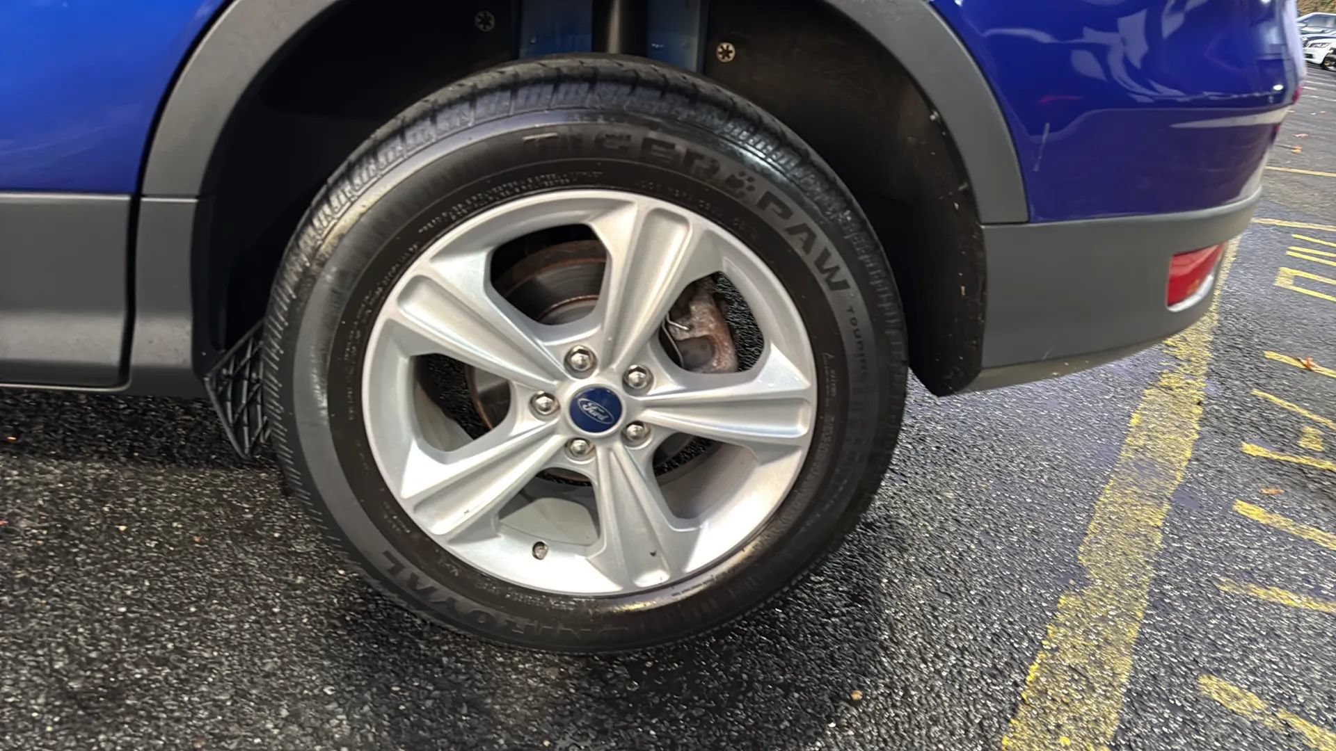 Used 2015 Ford Escape SE w/ Equipment Group 201A AWD/4WD image 9