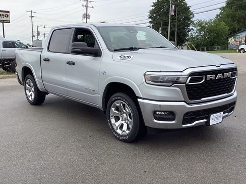 New 2026 RAM 1500 Big Horn AWD/4WD image 3