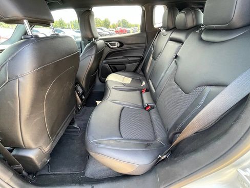 Used 2025 Jeep Compass Latitude w/ Altitude Special Edition AWD/4WD image 21