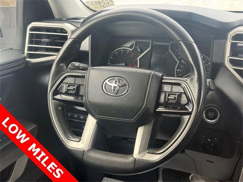 Used 2022 Toyota Tundra SR5 w/ SR5 Convenience Package image 11