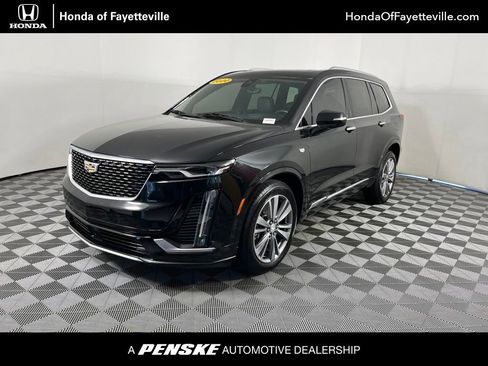 Used 2020 Cadillac XT6 Premium Luxury AWD/4WD image 1