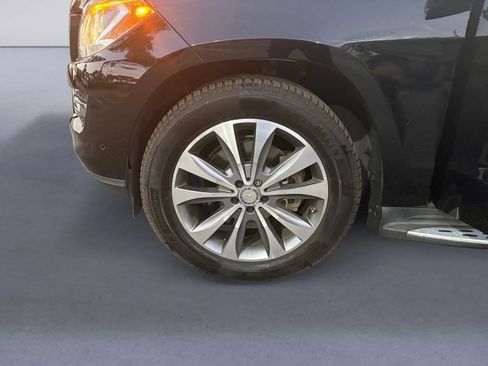 Used 2015 Mercedes-Benz GL 450 4MATIC image 12