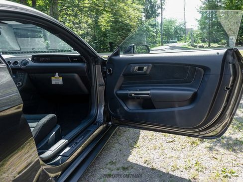 Used 2015 Ford Mustang Shelby GT350 RWD image 42