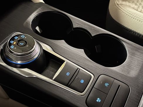 Used 2021 Ford Escape SE w/ Convenience Package image 22