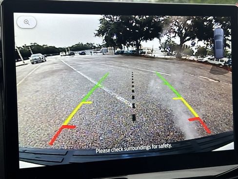 Certified 2024 Ford Expedition XLT image 24