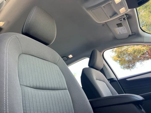 Used 2021 Ford Escape S image 18