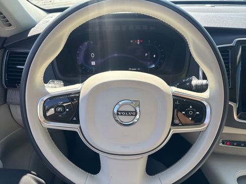 Used 2023 Volvo XC90 B5 Plus w/ Protection Package Premier AWD/4WD image 19