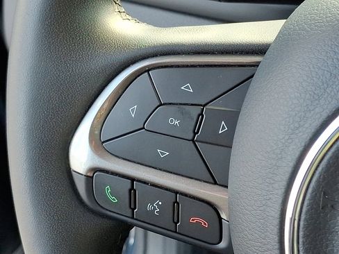 Used 2022 Jeep Renegade Latitude image 22