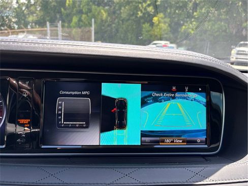 Used 2016 Mercedes-Benz Maybach S 600 image 32