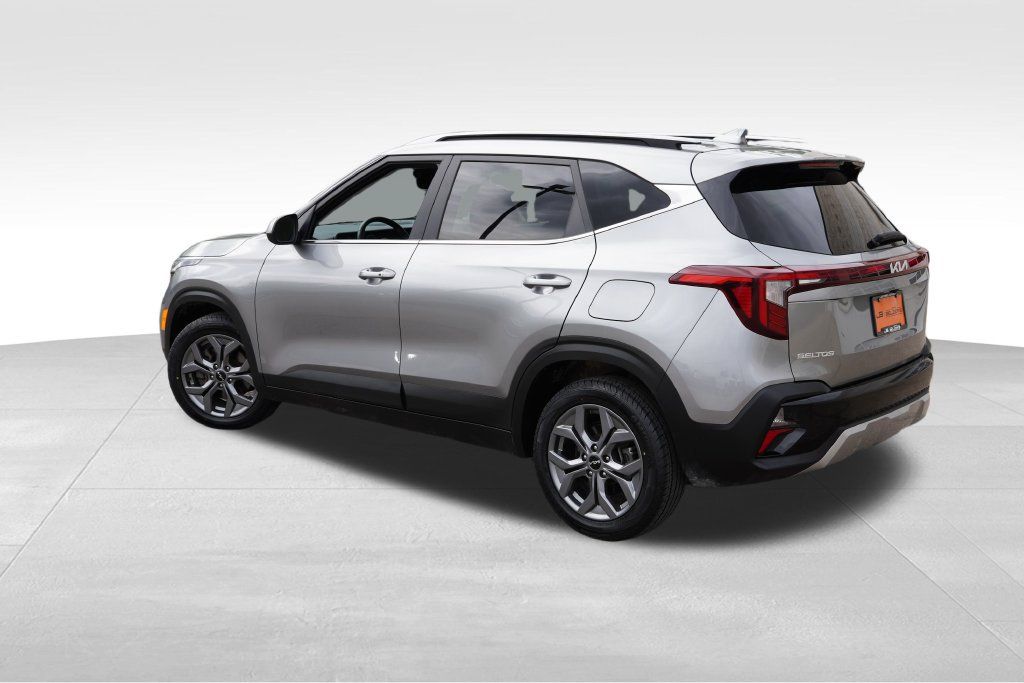 Certified 2024 Kia Seltos S AWD/4WD image 8