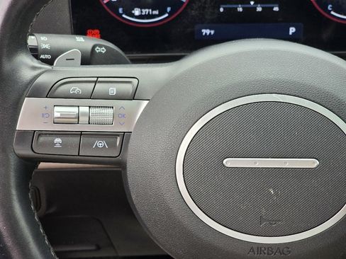 Used 2024 Hyundai Kona Limited image 15