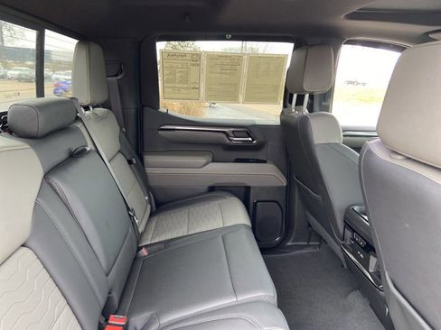 Used 2023 Chevrolet Silverado 1500 ZR2 image 20