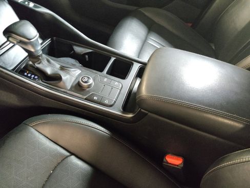 Used 2021 Kia Sorento S w/ Panoramic Sunroof Package image 26