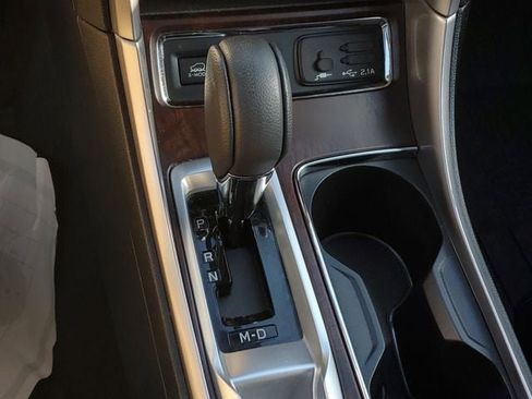 Used 2022 Subaru Ascent Touring image 35