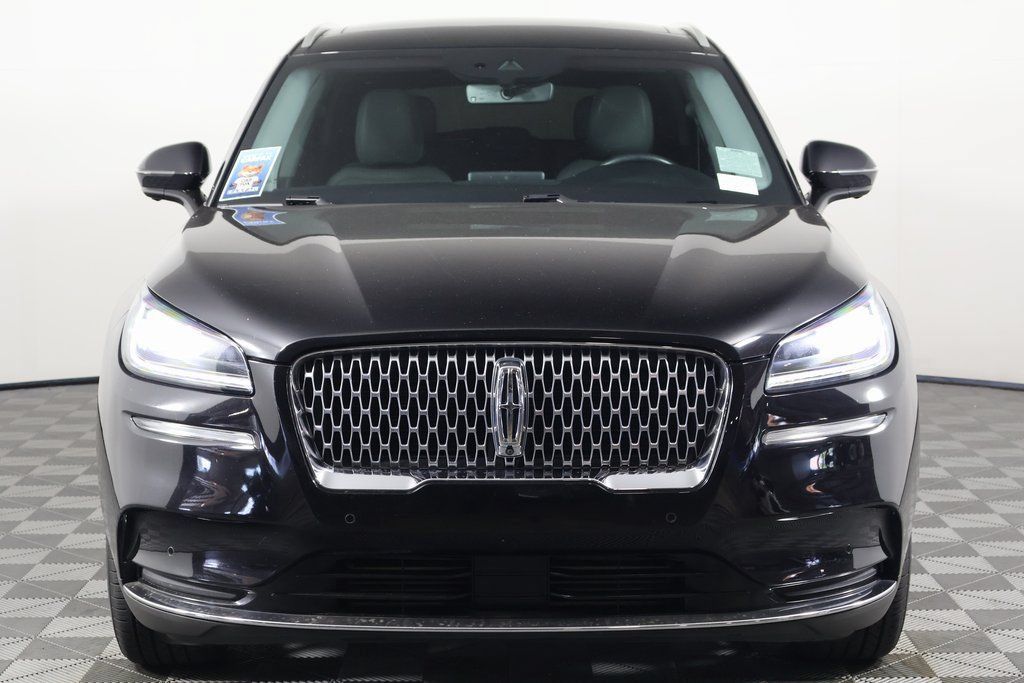 Used 2022 Lincoln Corsair Reserve w/ Equipment Group 201A AWD/4WD image 2