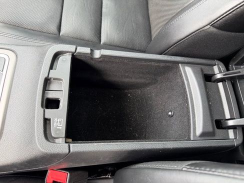 Used 2019 Jeep Grand Cherokee Limited w/ Luxury Group II image 26