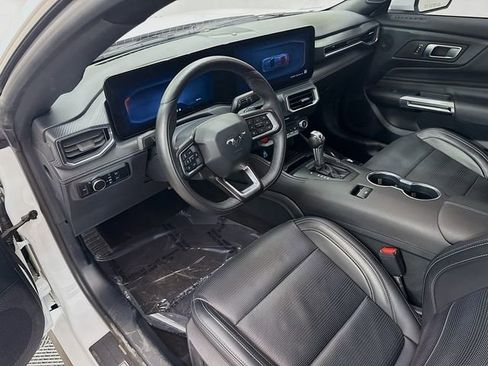 Used 2024 Ford Mustang GT Premium image 9