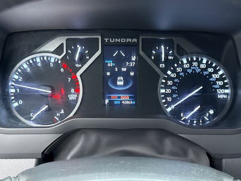 Used 2022 Toyota Tundra SR5 w/ Advanced Technology Package AWD/4WD image 13