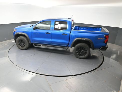 Used 2024 Chevrolet Colorado Trail Boss w/ Technology Package AWD/4WD image 20