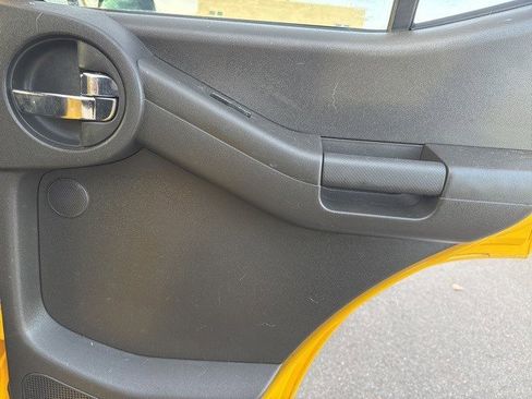 Used 2006 Nissan Xterra Off-Road image 15