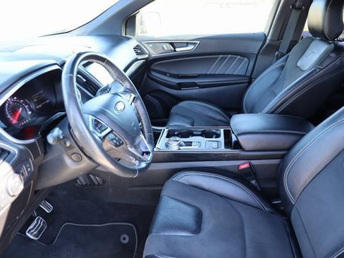 Used 2019 Ford Edge ST image 10